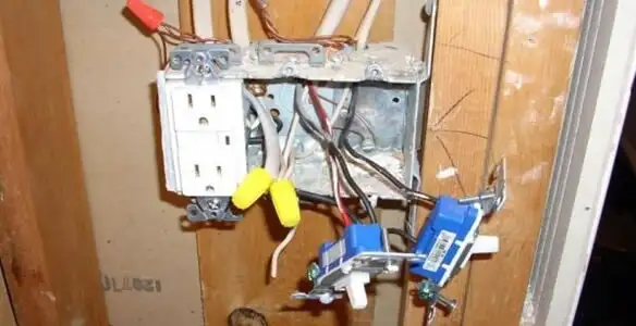 gfci circuits service wiring and upgrading electrical outlets with ground fault protection in Arlington, TX
