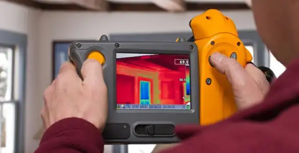 home energy audit service capturing thermal readings to analyze insulation and electrical efficiency in Arlington, TX