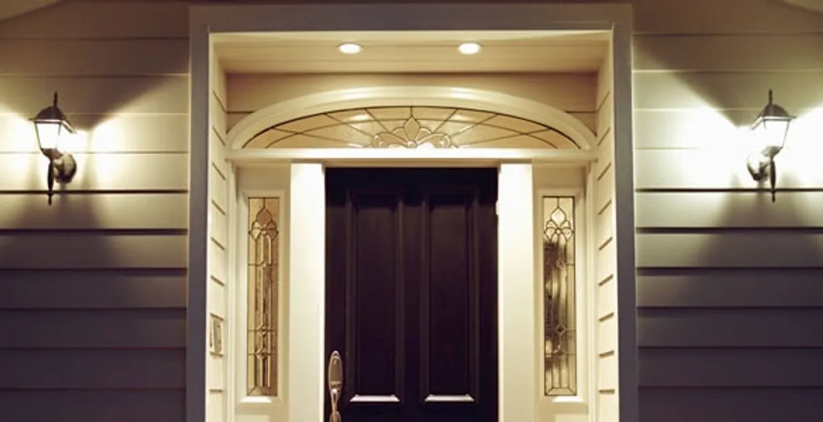 security light installation services with professionally installed entryway lighting in Arlington, TX